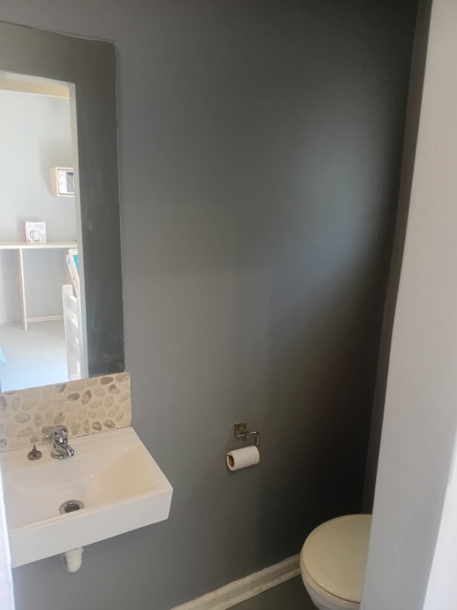 1 Bedroom Property for Sale in Humewood Eastern Cape